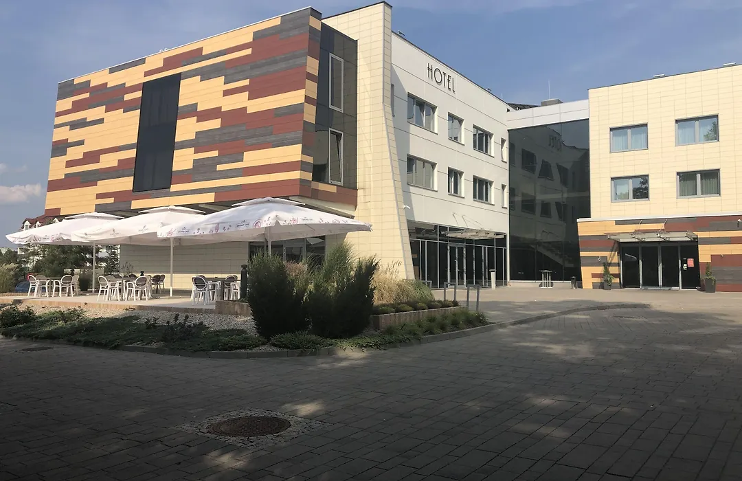 Grape Town Hotel - Park79-1